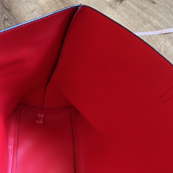 Large Tote - Picture 6 of 16